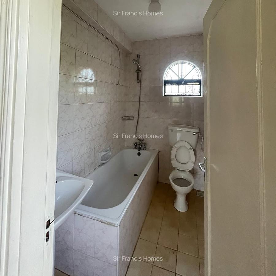 Serviced 3 Bed Apartment with En Suite in Kileleshwa - 3