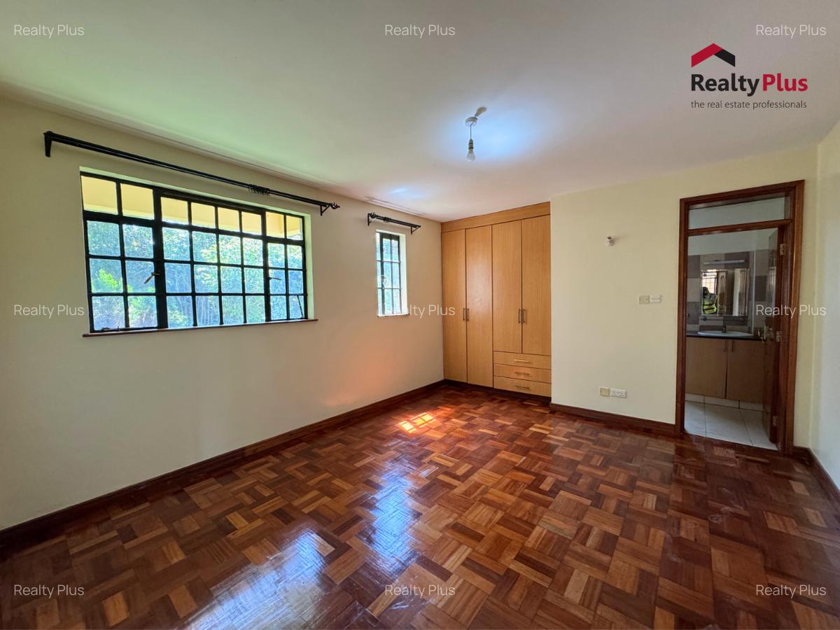 4 Bed Townhouse with En Suite in Runda - 11