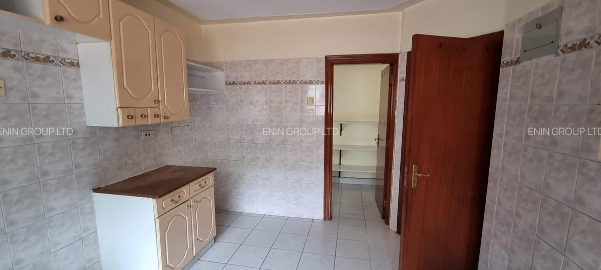 5 Bed Townhouse with En Suite at James Gichuru - 8