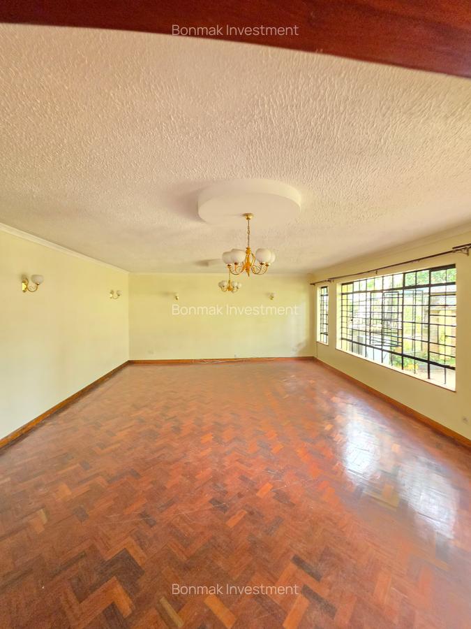 4 Bed Townhouse with En Suite at Lavington Green - 8