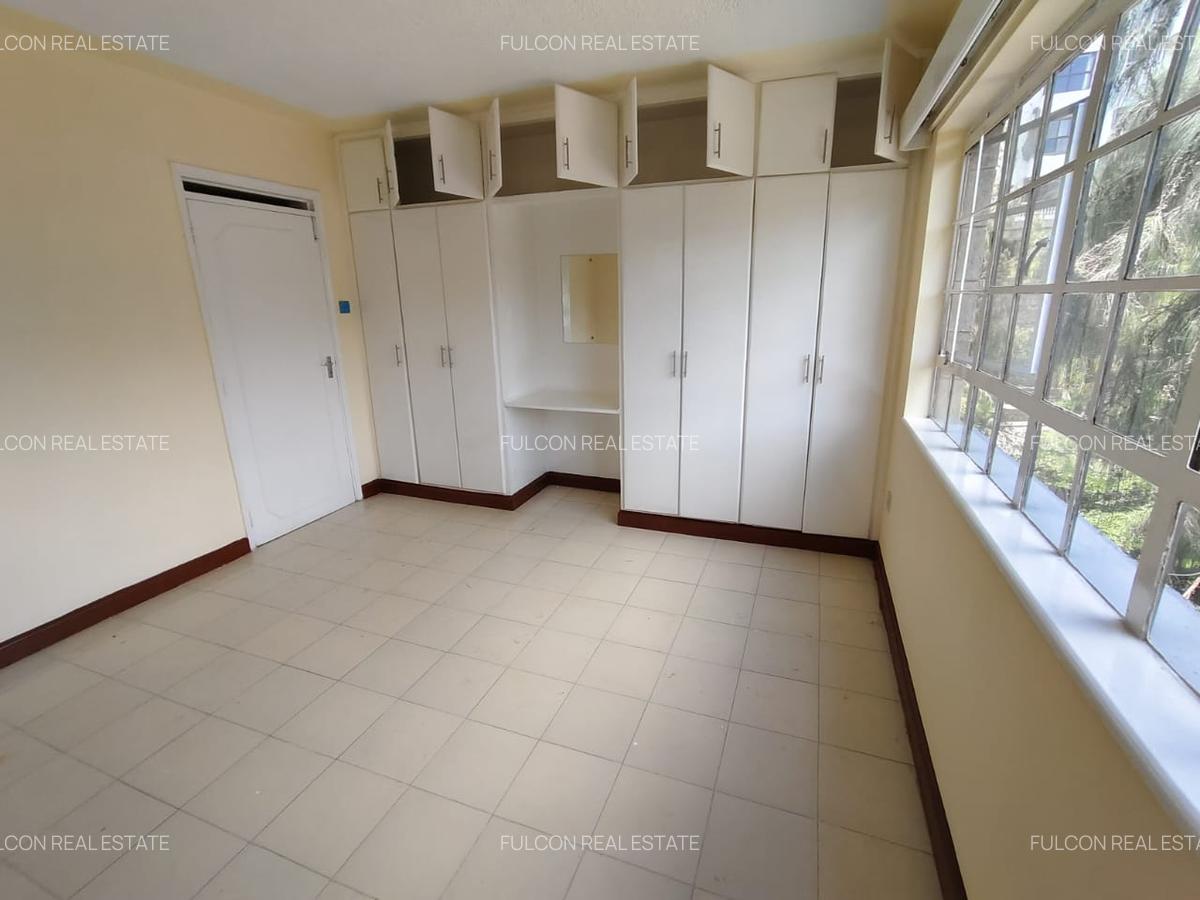 3 Bed Apartment with En Suite in Kileleshwa - 12