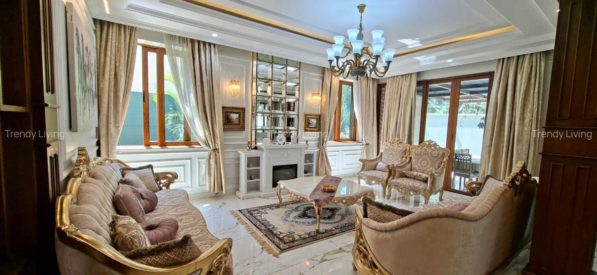 6 Bed Townhouse with En Suite in Lavington - 1