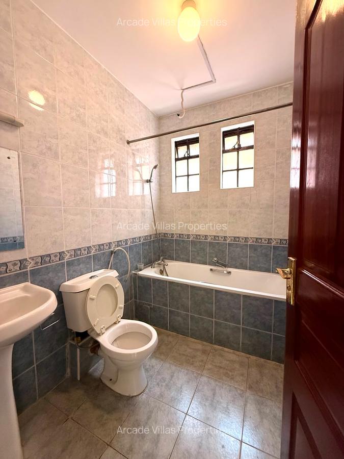 2 Bed Apartment with En Suite in Lavington - 9
