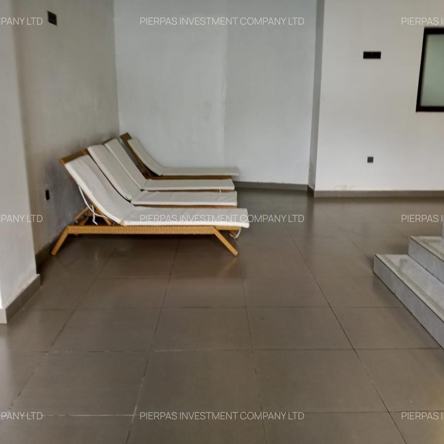 2 Bed Apartment with En Suite in Riverside - 5