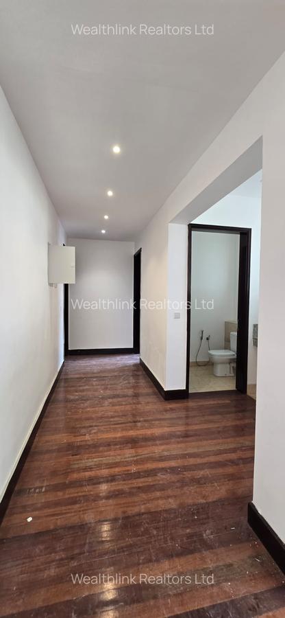 5 Bed House with En Suite at Runda - 10