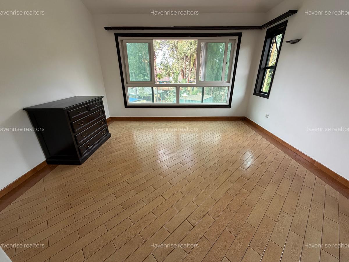 3 Bed Townhouse at Westlands - 14