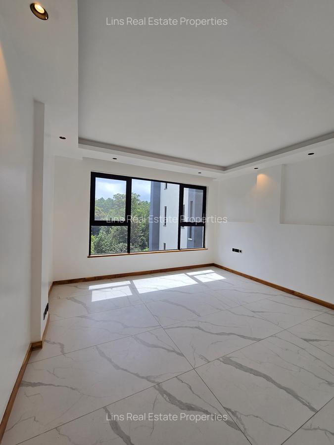 2 Bed Apartment with En Suite in Spring Valley - 7