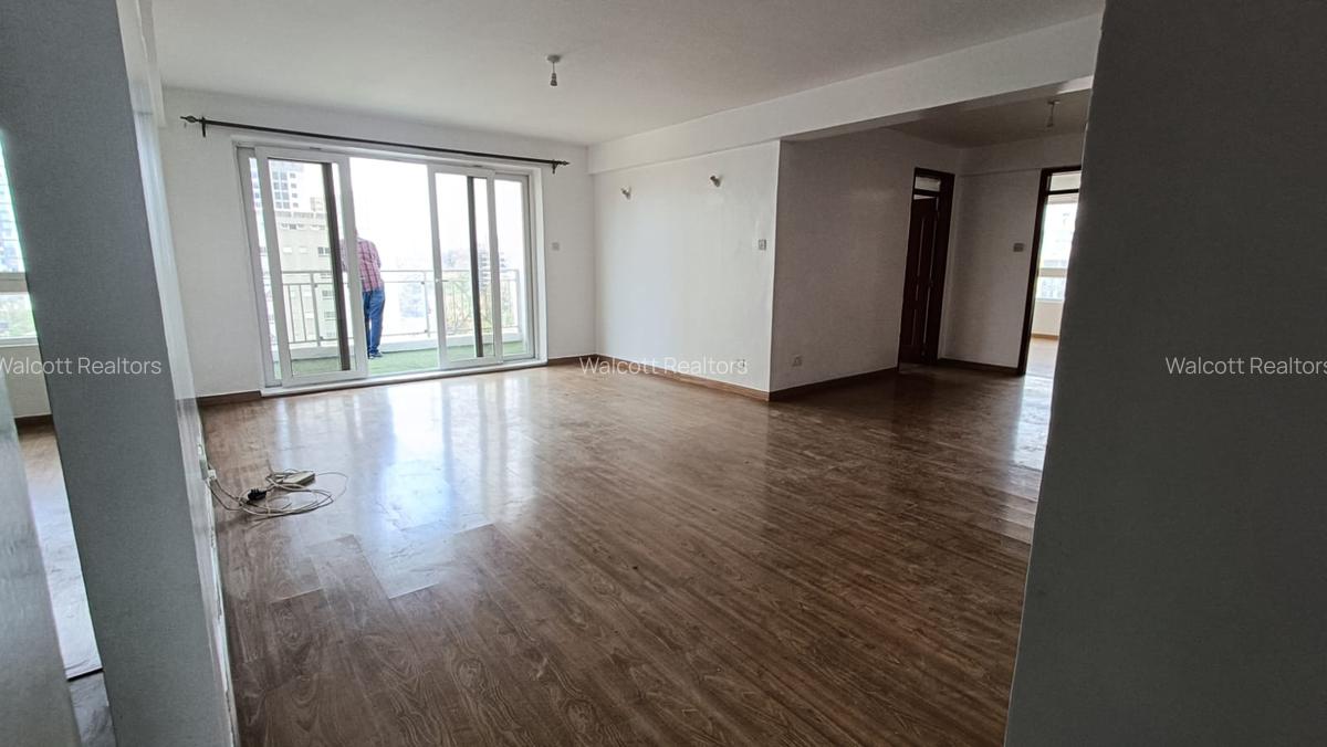 4 Bed Apartment with En Suite in Kilimani - 2