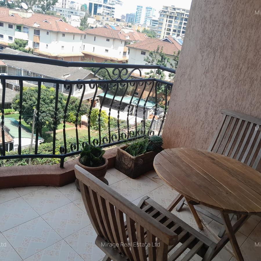 Serviced 3 Bed Apartment with Swimming Pool in Kilimani - 7