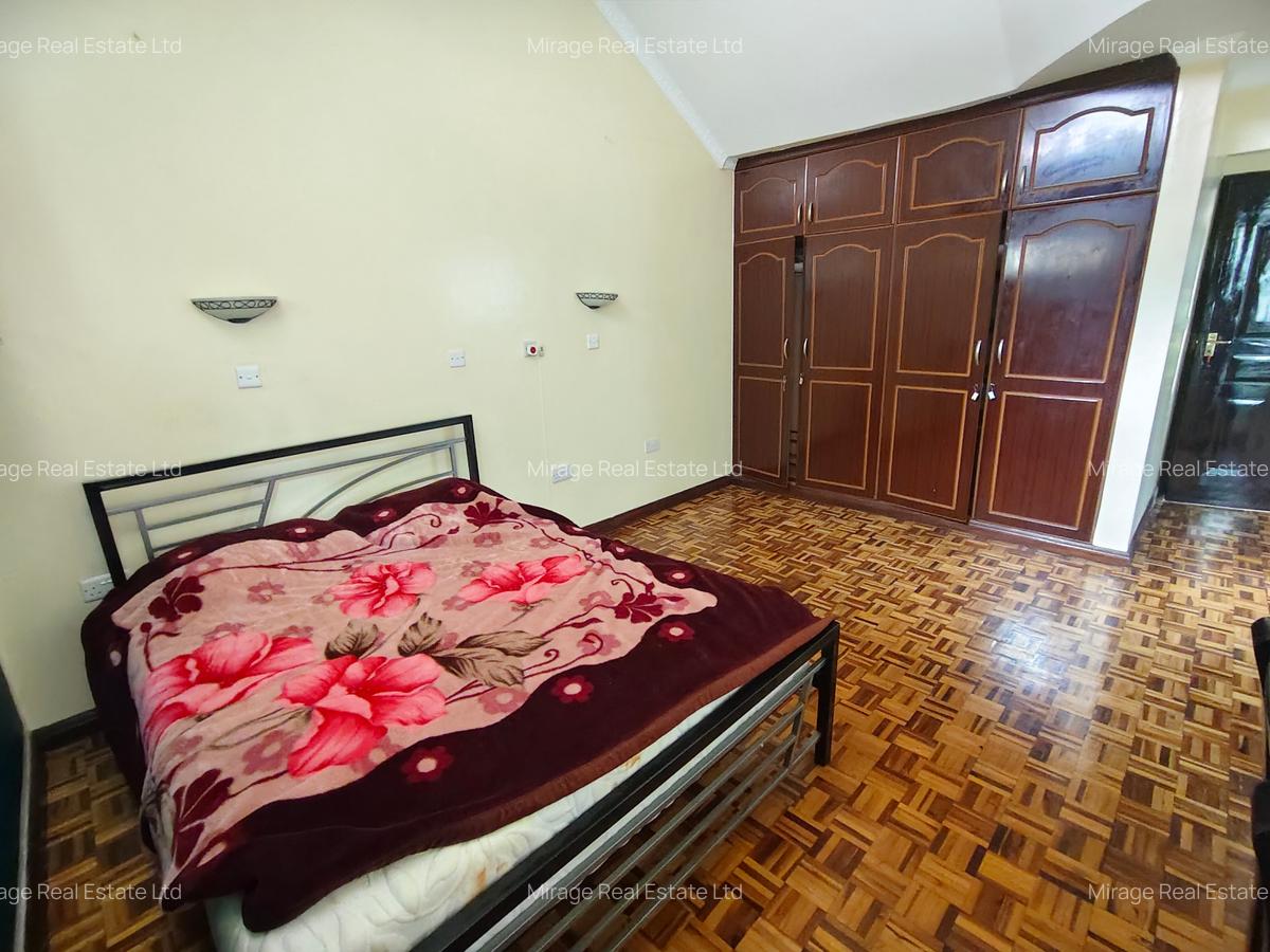 2 Bed House with Garden in Lavington - 10