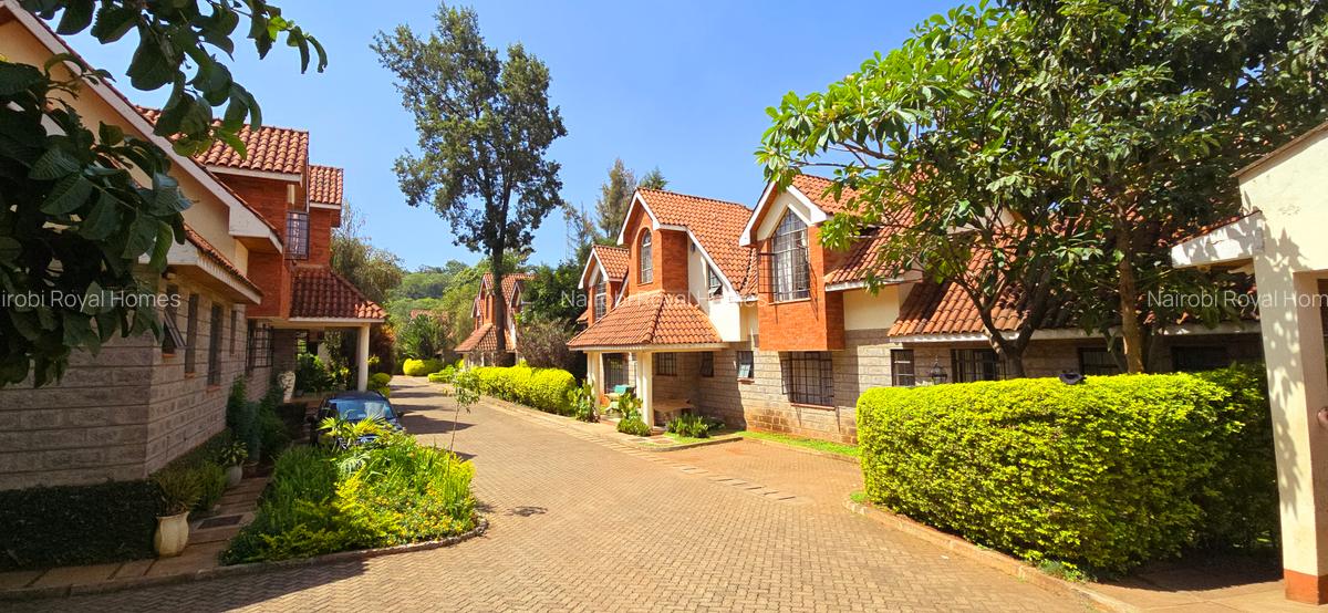 4 Bed Townhouse with En Suite at Chalbi Drive - 2