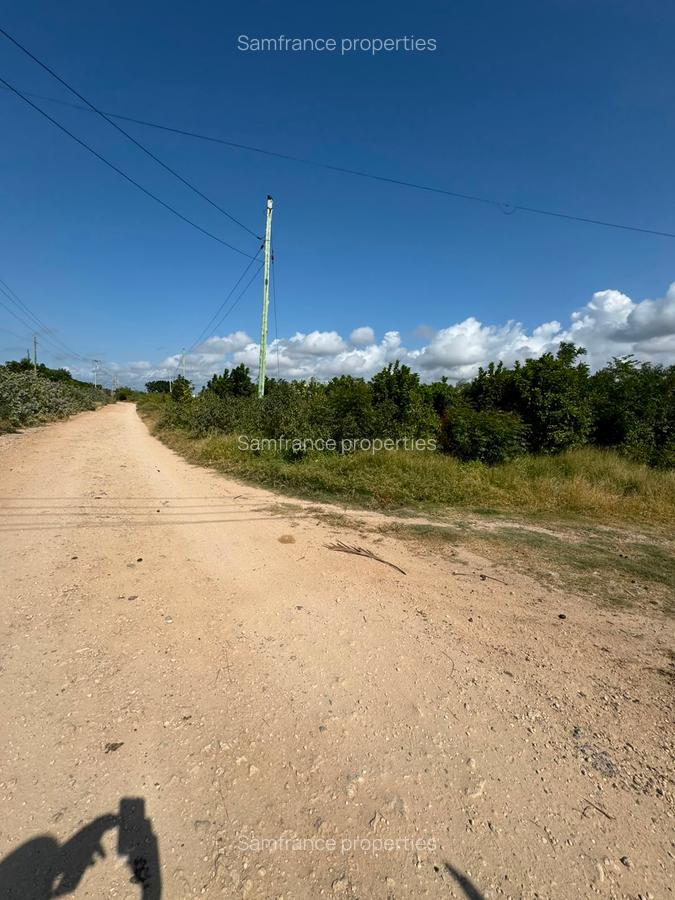 2 ac Residential Land at Kalua - 3