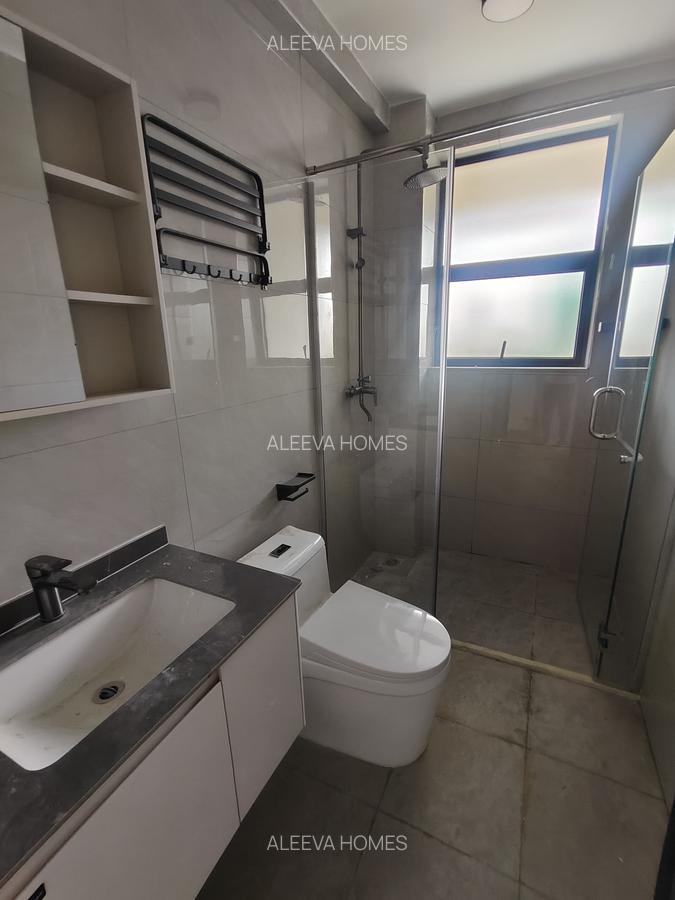 3 Bed Apartment with En Suite in Kilimani - 18