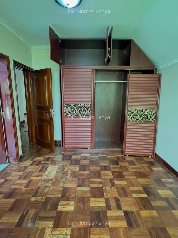 5 Bed Townhouse with En Suite at Othaya Road - 14