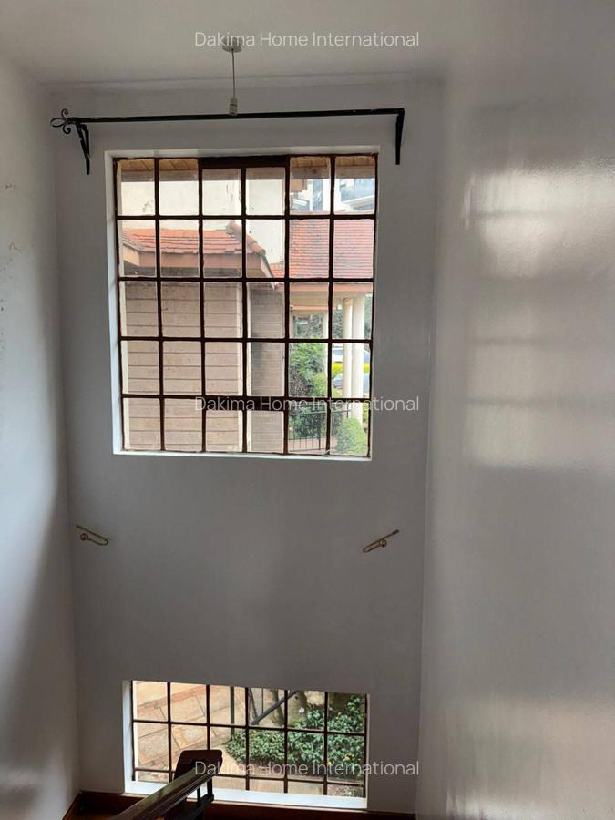 2 Bed Apartment with En Suite in Rhapta Road - 11