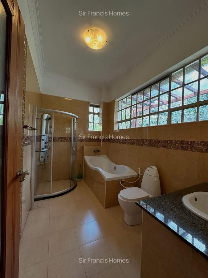 6 Bed House with En Suite at Nyari - 9