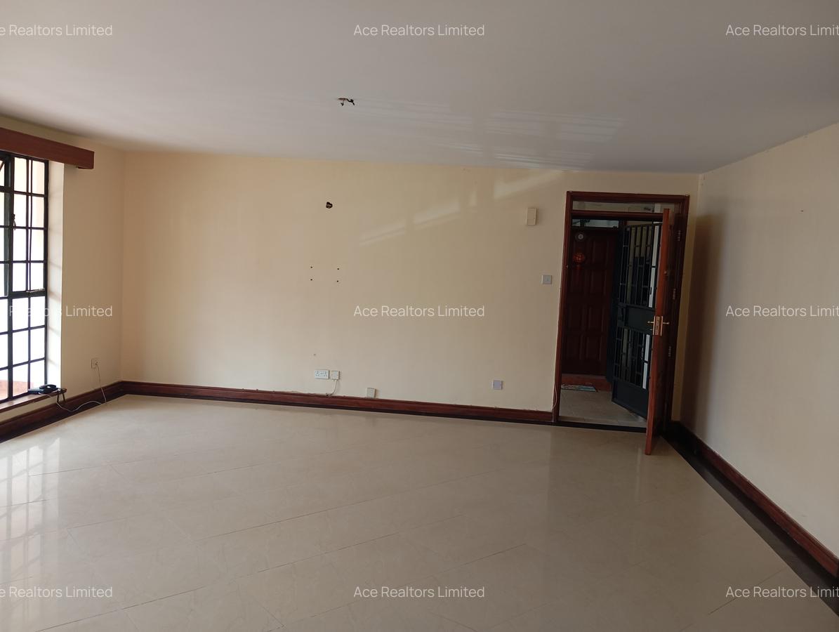 3 Bed Apartment with En Suite at Valley Arcade - 6