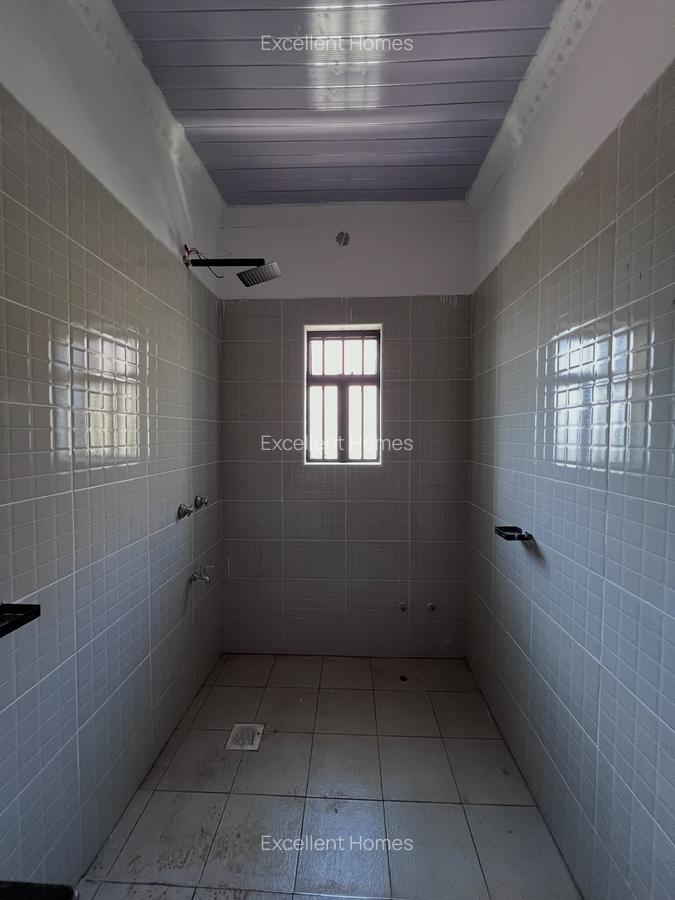 4 Bed House with En Suite at Gikambura - 10