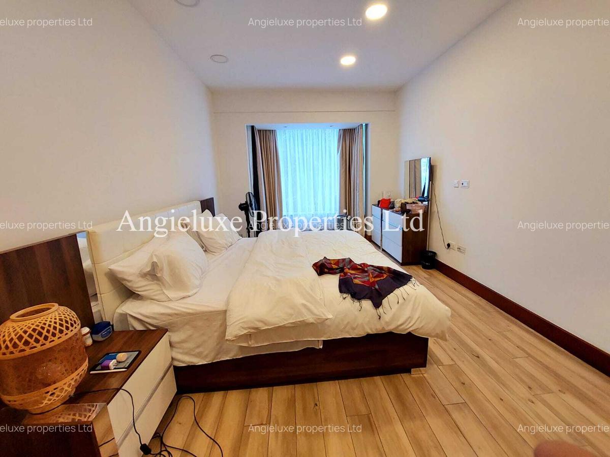Furnished 2 Bed Apartment with En Suite at City Park Drive - 14
