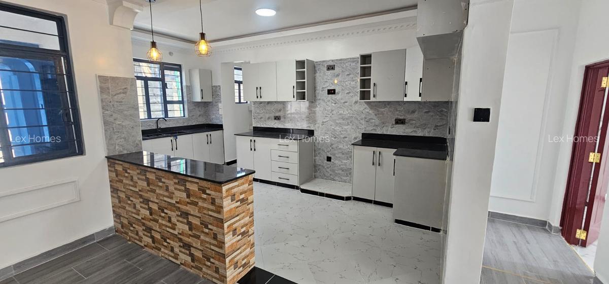 4 Bed House with En Suite at Rimpa - 5