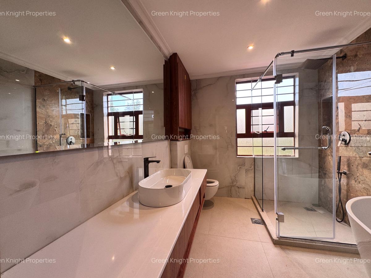 4 Bed House with En Suite in Karen - 3