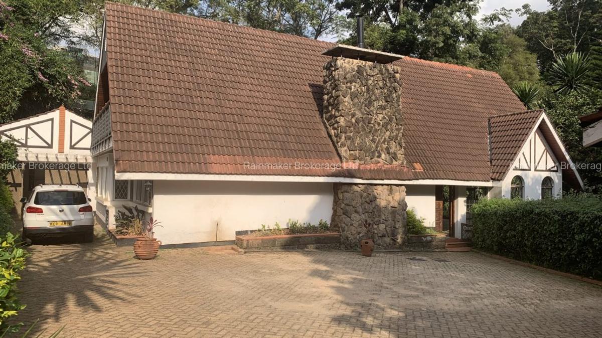 6 Bed House with En Suite in Spring Valley - 10