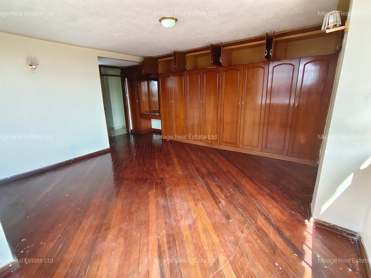 4 Bed Apartment with Parking in Kileleshwa - 10