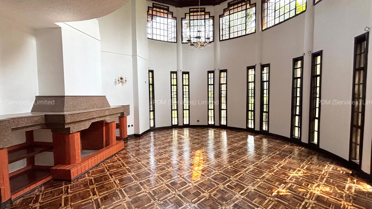 4 Bed House with En Suite in Runda - 4