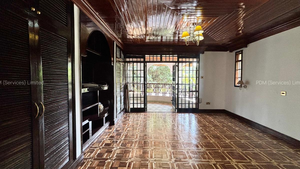 4 Bed House with En Suite in Runda - 5