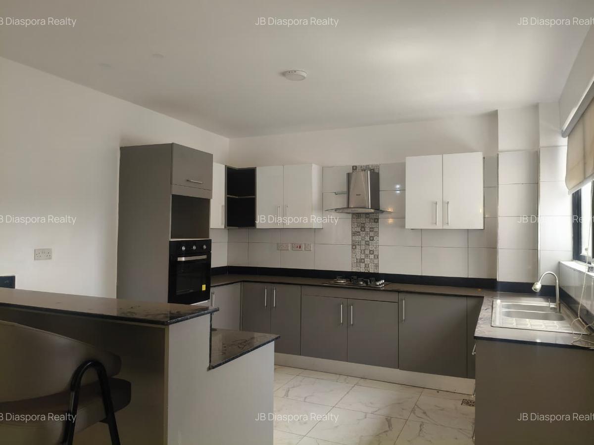 2 Bed Apartment with En Suite in General Mathenge - 3