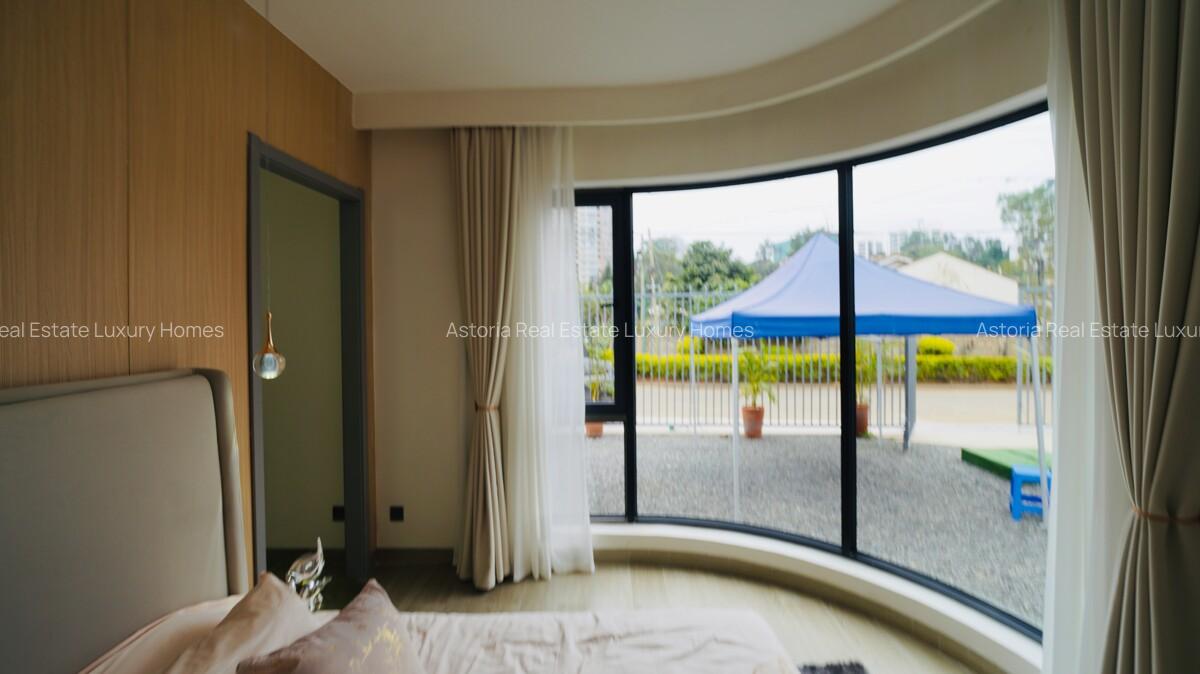 2 Bed Apartment with En Suite at 2026-262 - 4