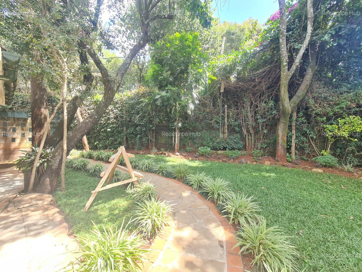2 Bed House with Garden at Hardy Area - 3