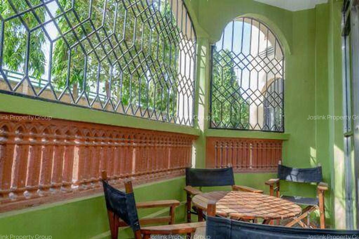 Serviced 3 Bed Apartment with En Suite in Nyali Area - 10