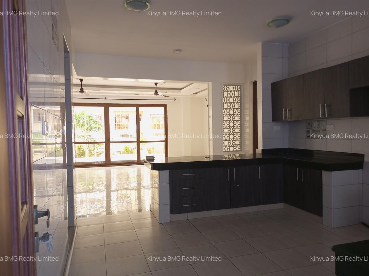 Serviced 3 Bed Apartment with En Suite at Moyne Drive - 1