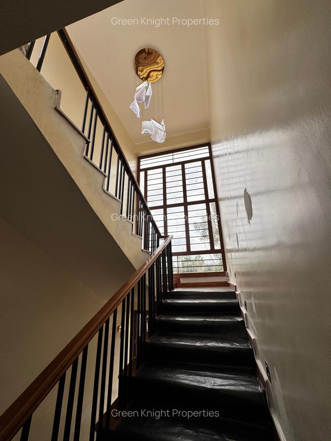 4 Bed House with En Suite in Karen - 16