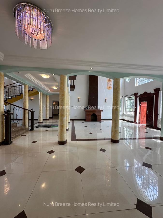 5 Bed House with En Suite in Nyari - 2