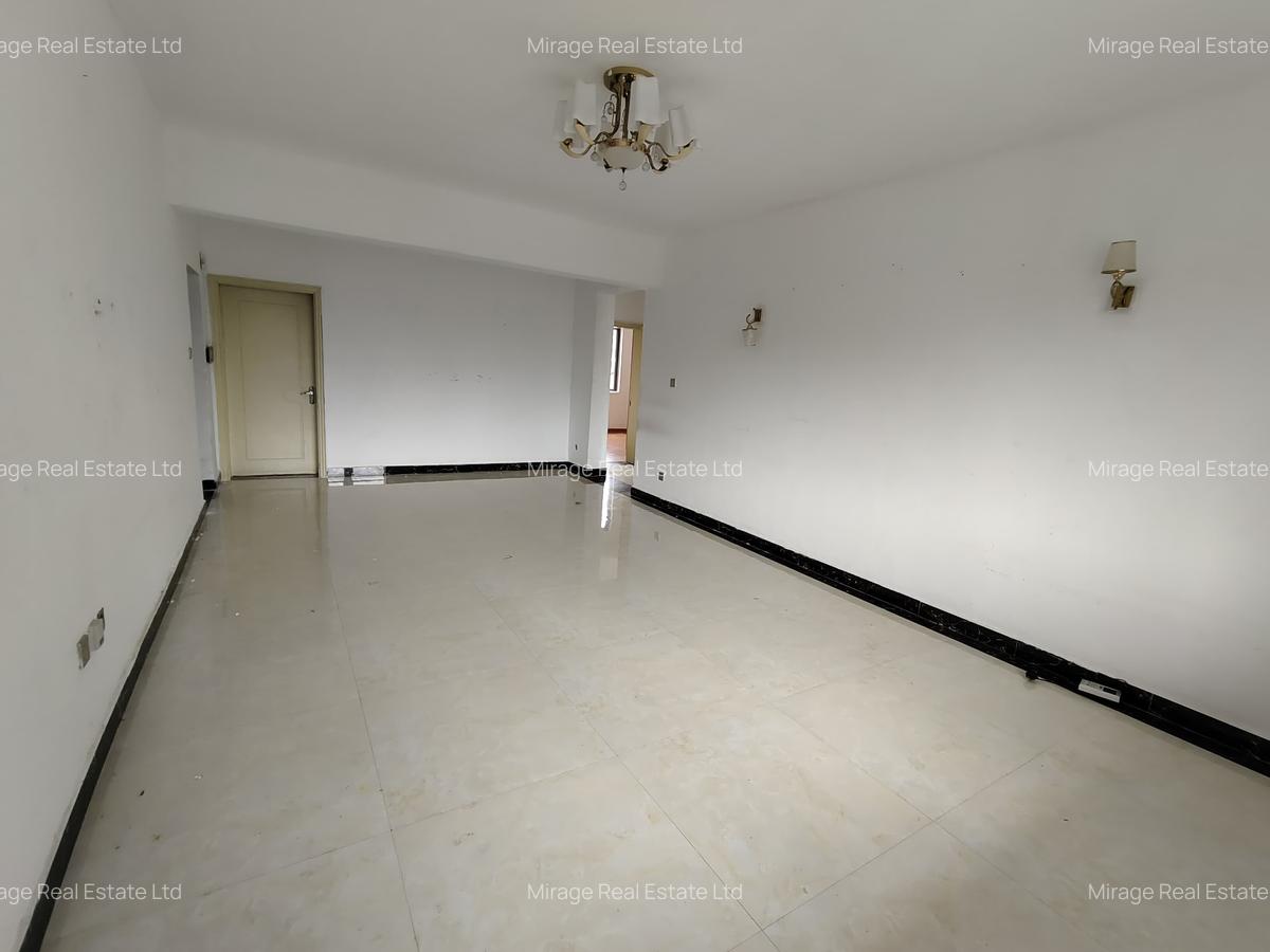 3 Bed Apartment with Swimming Pool in Kileleshwa - 11