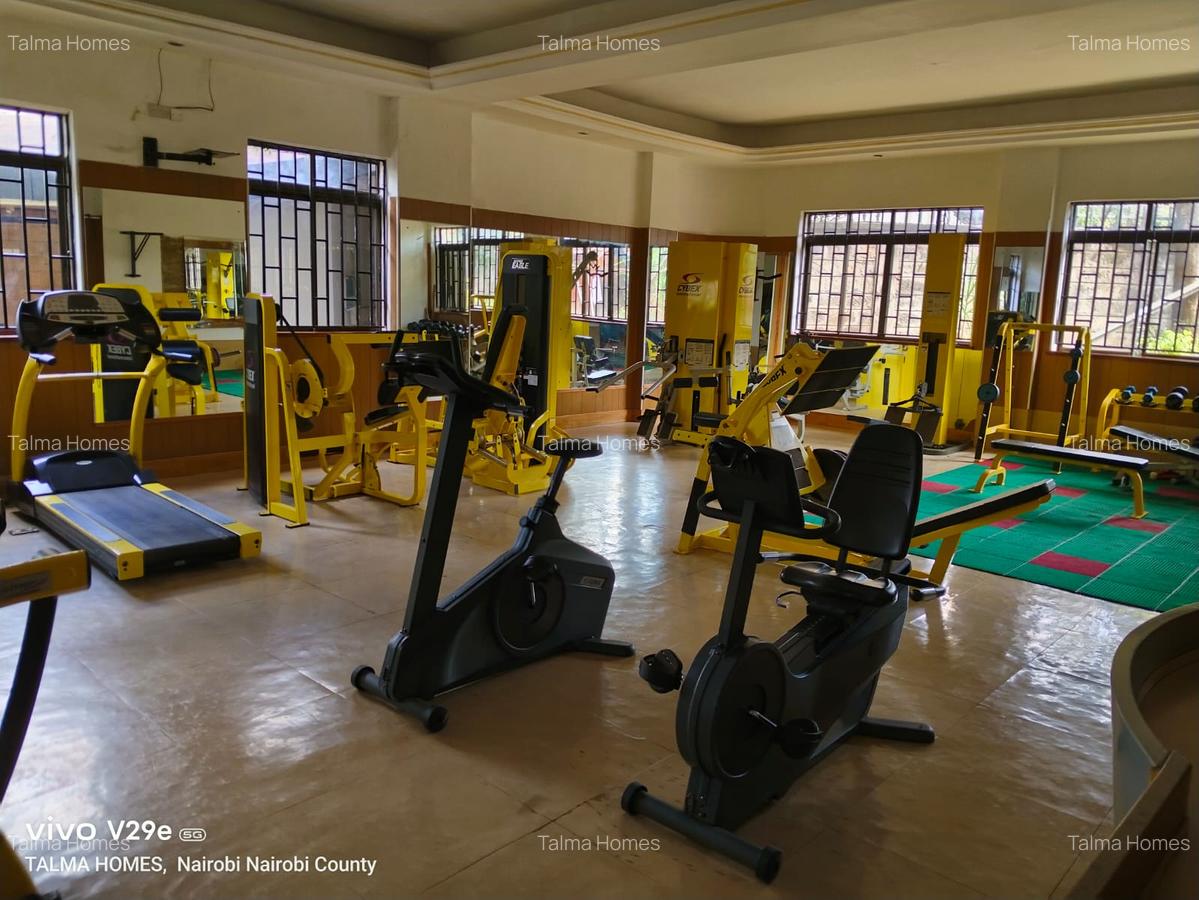 Serviced 2 Bed Apartment with En Suite at Near Sarit Centre - 2
