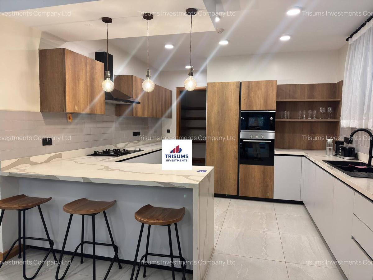 4 Bed Apartment with En Suite in Spring Valley - 4