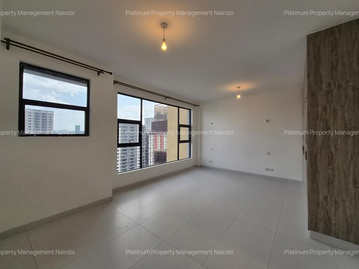Furnished 4 Bed Apartment with En Suite at Second Parklands - 11