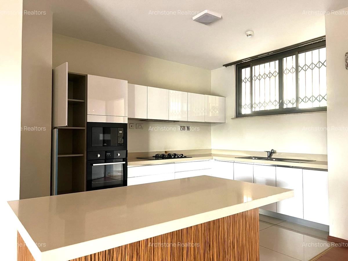 3 Bed Apartment with En Suite in Parklands - 3