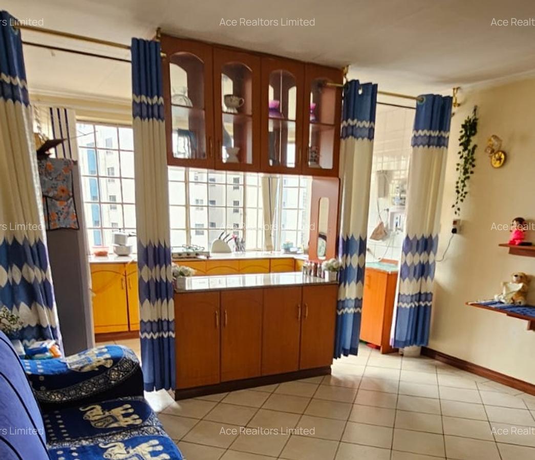 2 Bed Apartment with En Suite at Laxmi Apartments - 7