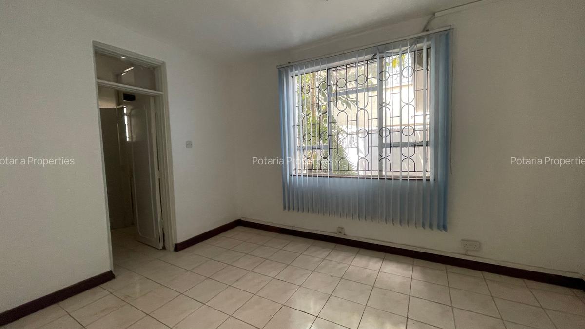 Commercial Property with Service Charge Included in Lavington - 6