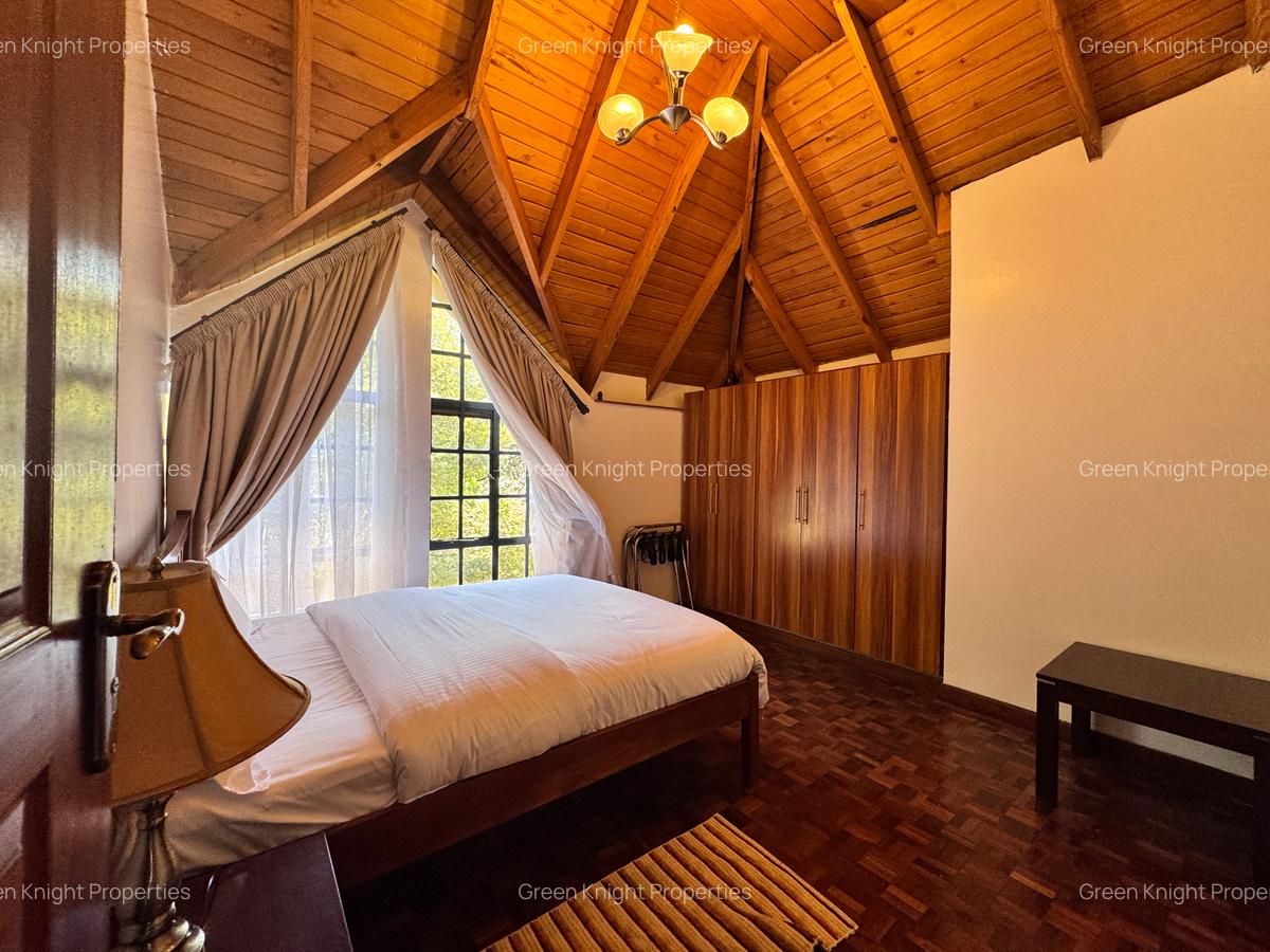 Serviced 2 Bed Apartment with En Suite in Lavington - 1