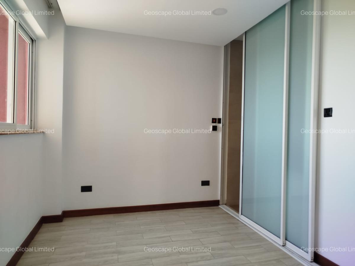 4 Bed Apartment with En Suite in General Mathenge - 5
