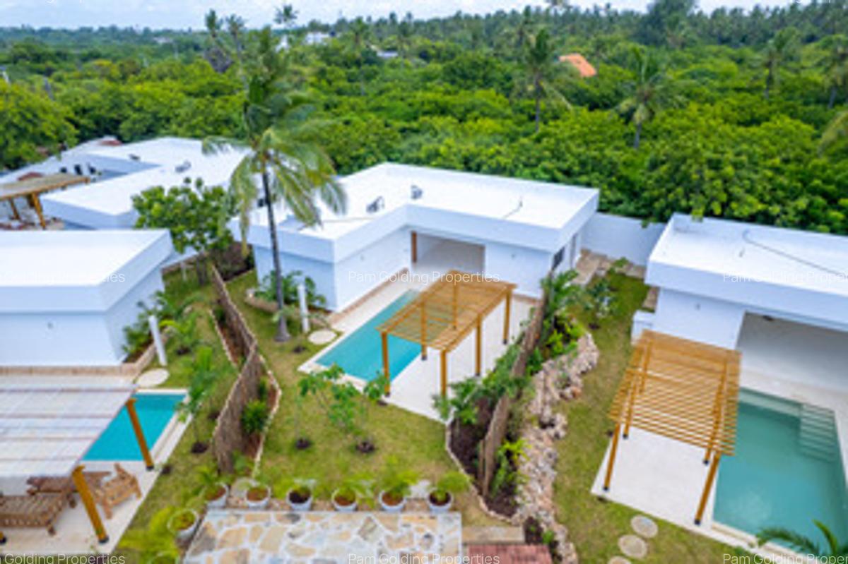 2 Bed Villa with En Suite at Turtle Bay Road - 4