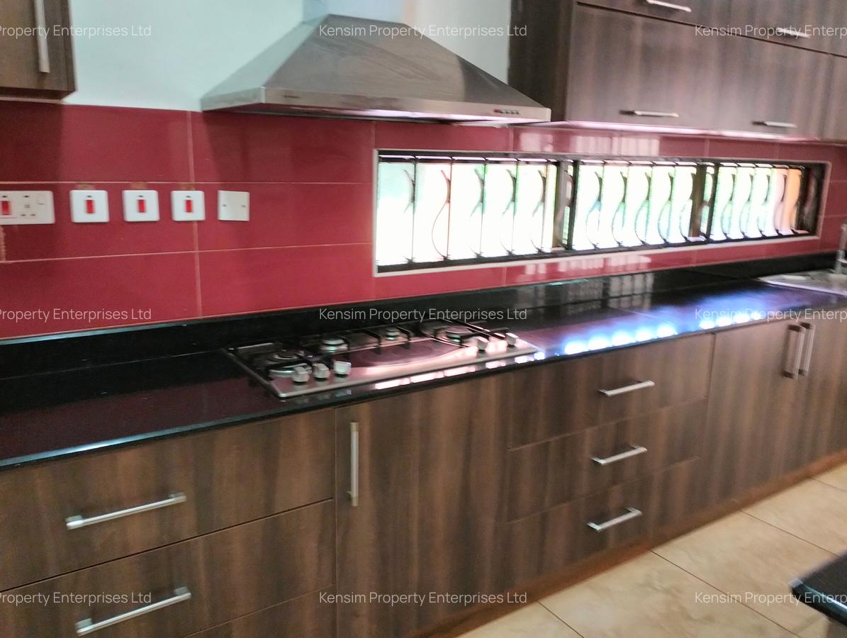 4 Bed Townhouse with En Suite in Runda - 6
