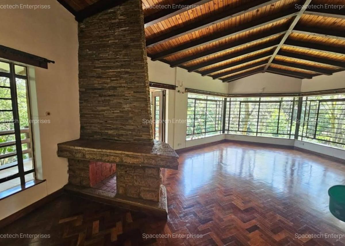 5 Bed Townhouse with En Suite in Kitisuru - 14