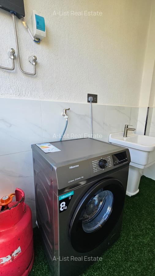 Furnished 2 Bed Apartment with Swimming Pool at Mararo Road - 10
