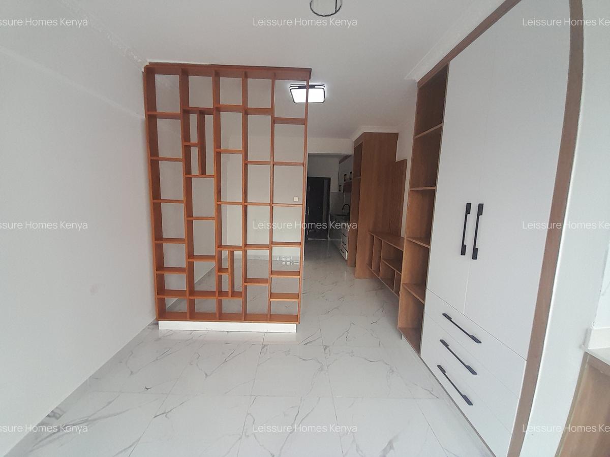 Studio Apartment with Gym at Wood Avenue - 4